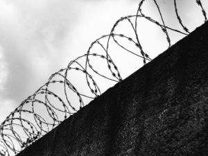 В Ленске рецидивист осужден на 7 месяцев колонии за уклонение от административного надзора: Сменил адрес и не уведомил полицию