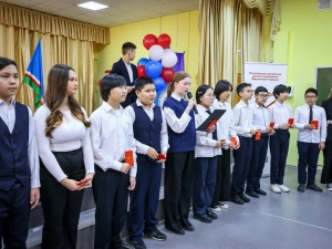 В рамках акции «Мы – граждане России!» юным якутянам вручили паспорта