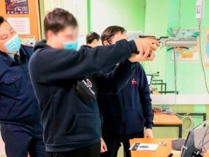 Сотрудники уголовно-исполнительной инспекции организовали для несовершеннолетних осужденных посещение спортивного комплекса Дохсун