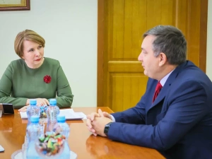 Вице-премьер Якутии и начальник Главного управления Минюста РФ по Приморскому краю обсудили взаимодействие органов юстиции