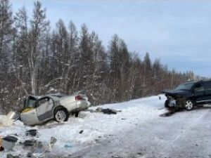 На месте происшествия работают сотрудники ГИБДД