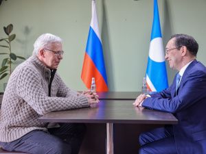 Глава Якутии Айсен Николаев встретился с депутатом Госдумы, олимпийским чемпионом Вячеславом Фетисовым