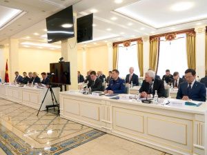 В ДФО обсудили нацпроекты и обеспечение безопасности территорий: что это значит для Якутии