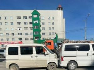 В Якутске водитель потерял сознание за рулем, совершил ДТП и скончался