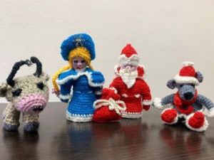 Осужденные женщины в колонии-поселении № 2 вяжут мягкие игрушки 