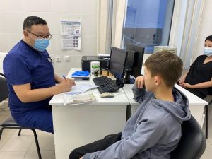 «Мобильные доктора» Якутии приняли 570 детей арктического Жиганского района