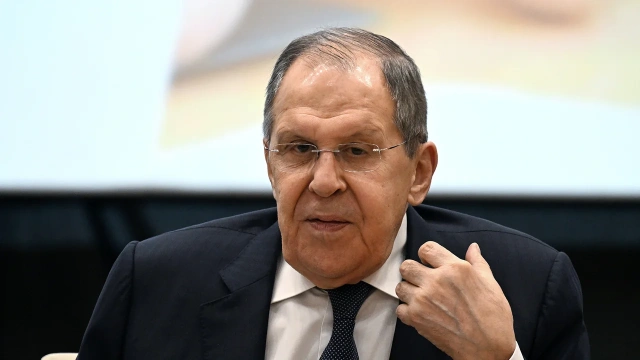 Лавров: решение позволить Киеву бить дальнобойным оружием было принято давно