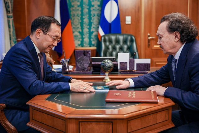 Глава Якутии: вектор деятельности учреждений культуры и искусства - укрепление духовной опоры народа