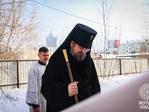 В Лазареву субботу Архиепископ Роман совершил Литургию в Спасском монастыре