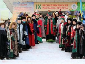 Праздничным шествием отметили День народного мастера в Якутии