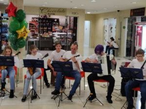 Музыкальный подарок защитникам Отечества 