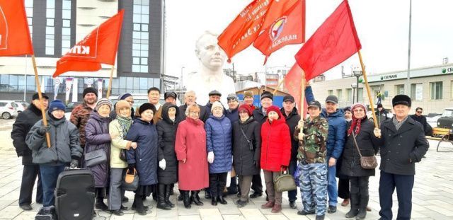 Митинг, посвященный Дню космонавтики