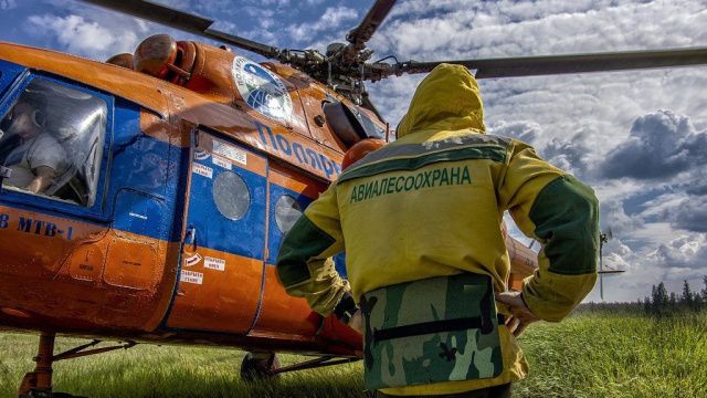 Около 100 парашютистов-десантников перебросят в юго-восточную Якутию