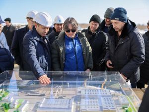 Правительство Якутии и КРДВ посетили производства резидентов ТОР