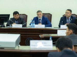 Кирилл Бычков рассмотрел вопросы реализации мастер-плана города Якутска