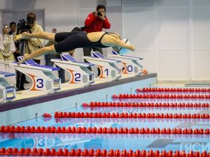 Анастасия Диодорова совершила золотой заплыв в Якутске перед сотнями зрителей