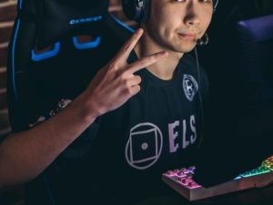 Якутская команда HOTU eSports стала призёром Кубка России по компьютерному спорту