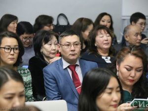 ВОТ ВАМ - И ГОД КОНСОЛИДАЦИИ... (Грустные мысли в преддверии Дня российской печати)