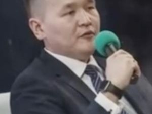 Муниципальное предприятие в Якутске крупно оштрафовали за фекальный ледовый каток