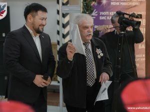 Евгений Григорьев встретился с представителями национальных общин и Ассамблеи народов Якутии