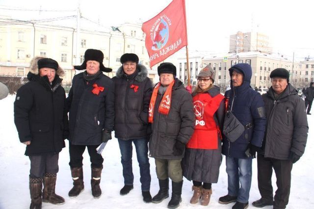 Борьба за самую справедливую и совестливую власть продолжается, а значит, и Революция не окончена 