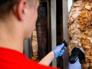 В Чурапче произошло массовое отравление шаурмой