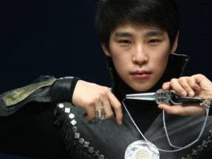 Айсен Аммосов: «Я не трогал девушку»