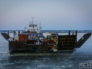 В Якутии закрываются паромные переправы