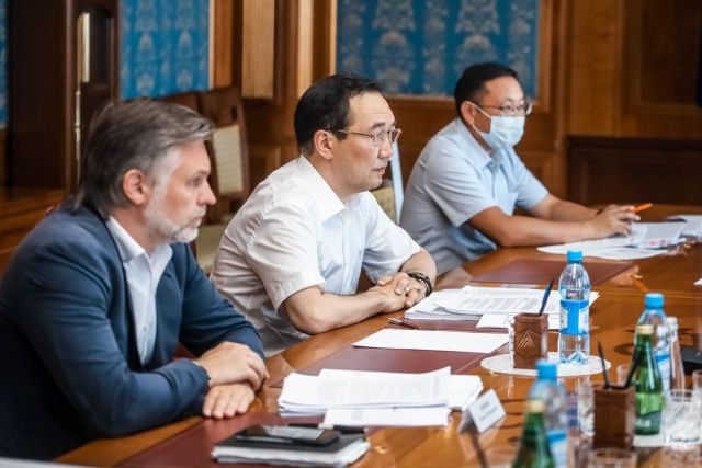 Айсен Николаев рассмотрел предложения республики для включения в нацпрограмму СЭР Дальнего Востока