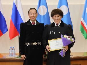 В Якутии хранителям традиционной культуры вручены стипендии главы республики