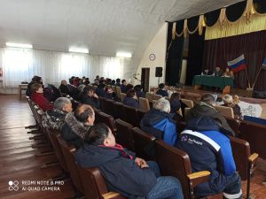 В Хангаласском улусе проходят отчеты исполнительных органов власти Якутии перед населением