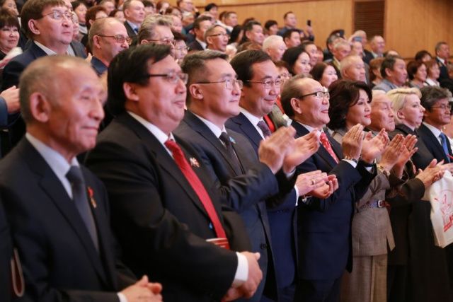 "Комсомол воспитал несколько поколений людей, без которых нельзя представить Якутию"