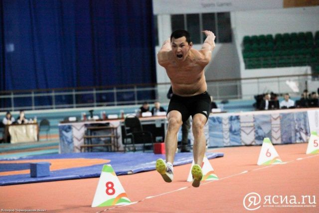 Шестнадцать команд из районов Якутии поборются за победу на турнире «Игры Боотуров»