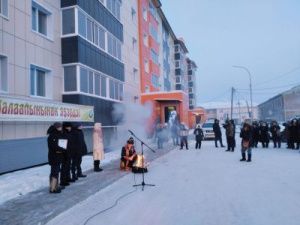 В год 100-летия ЯАССР в селе Сунтар заселили 100 квартир
