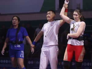 Мегино-Кангаласский улус завоевал Кубок Федерации по мас-рестлингу на вечное хранение