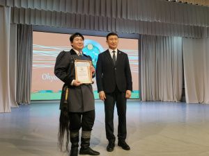 До 45 тысяч рублей получили победители первого детского конкурса запевал осуохая в Якутии