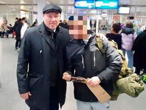 Бойца СВО из Олекминского района встретили в аэропорту Якутска