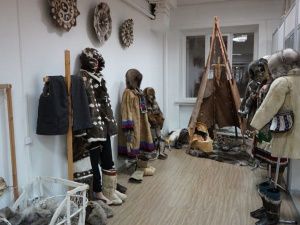  Открытие уникальной выставки эвенской меховой одежды «Сохранение наследия предков