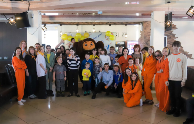 В Алдане прошел инклюзивный праздник "Дети Солнца"