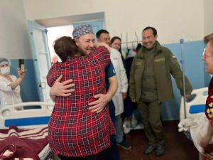 Якутские офтальмологи в очередной командировке провели в Кировской городской больнице уже 407 операций