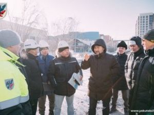 Евгений Григорьев проверил ремонт и строительство инфраструктурных объектов Якутска