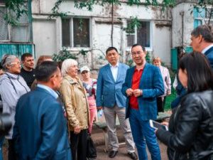 Айсен Николаев в рамках рабочей поездки в Нерюнгринский район особое внимание уделил переселению граждан из аварийного жилья