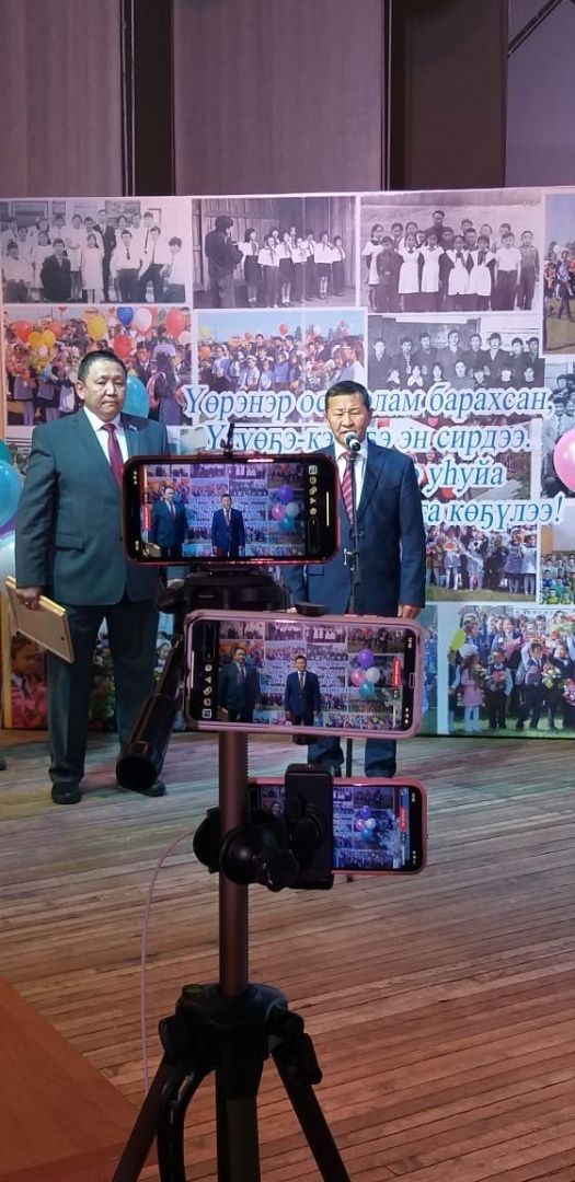 «Последний звонок» в Чурапчинском улусе прозвенел в режиме онлайн