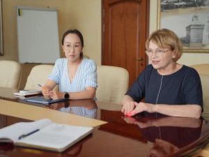 Дмитрий Садовников встретился с начальником Якутского УГМС Людмилой Мурашко