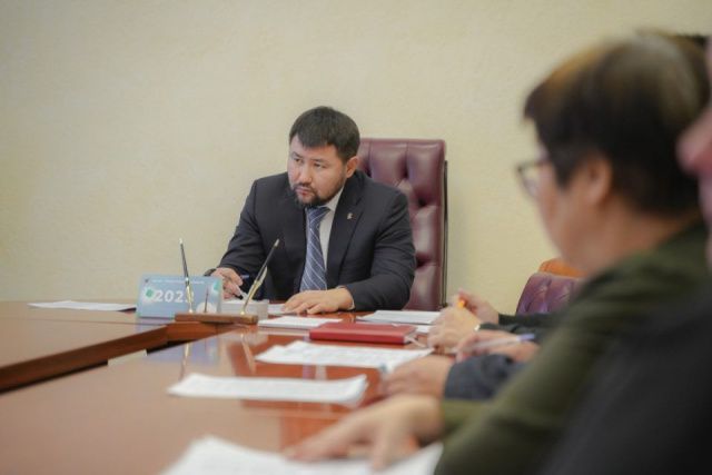 Евгений Григорьев поручил усилить профилактику наркомании среди молодежи в Якутске