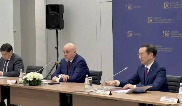 Айсен Николаев провел заседание комиссии Госсовета РФ по направлению «Энергетика» в рамках форума «Энергопром»