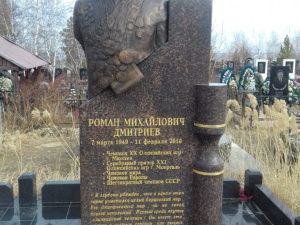 Радуница в Якутске. В этот день 70 тысяч якутян посетили городские кладбища