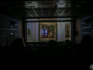 Показ фильма «Молящаяся» состоялся в кинозале ТРЦ «Чудо парк» в рамках III молодежного православного медиафорума Якутской епархии