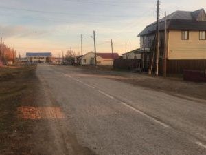 В Октемцах девочку задела иномарка. Она отлетела на несколько метров