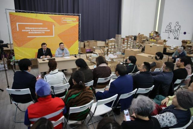 Георгий Михайлов встретился с добровольцами движения #МыВместе